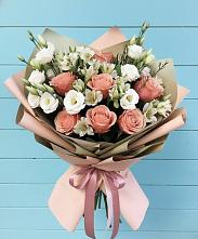 Букет цветов из:  Розы, Альстромерии и Лизиантусы в Солнечногорске-7
