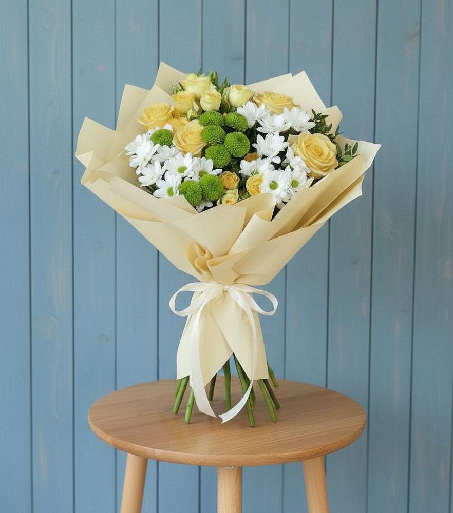 Букет цветов из: Хризантемы и Розы в Солнечногорске-7