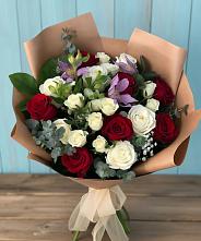 Букет цветов из:  Розы и Альстромерии в Солнечногорске-7