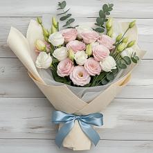 Букет цветов из:  Лизиантусы в Солнечногорске-7
