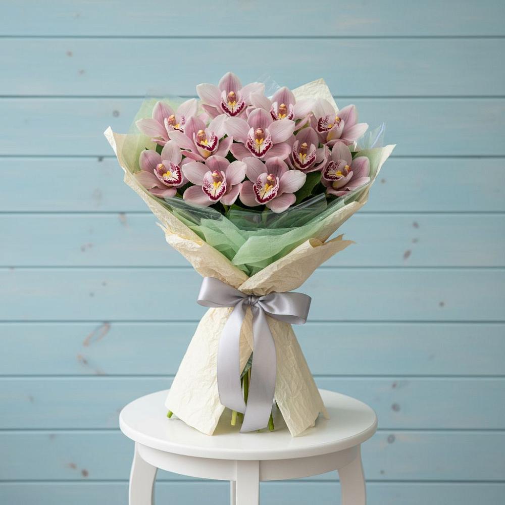 Букет цветов из: Орхидеи и Розы в Солнечногорске-7