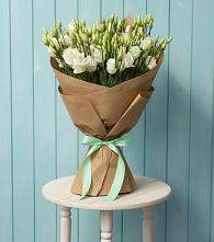 Букет цветов из:  Лизиантусы в Солнечногорске-7