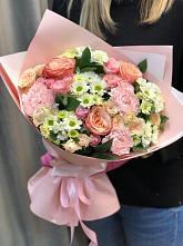 Букет цветов из:  Гвоздики, Розы и Хризантемы в Солнечногорске-7