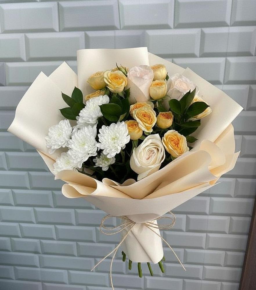 Букет цветов из: Розы и Хризантемы в Солнечногорске-7