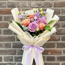 Букет цветов из:  Лизиантусы и Розы #REPLACE_PRED# Солнечногорске-7