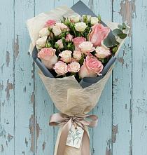 Букет цветов из:  Розы в Солнечногорске-7