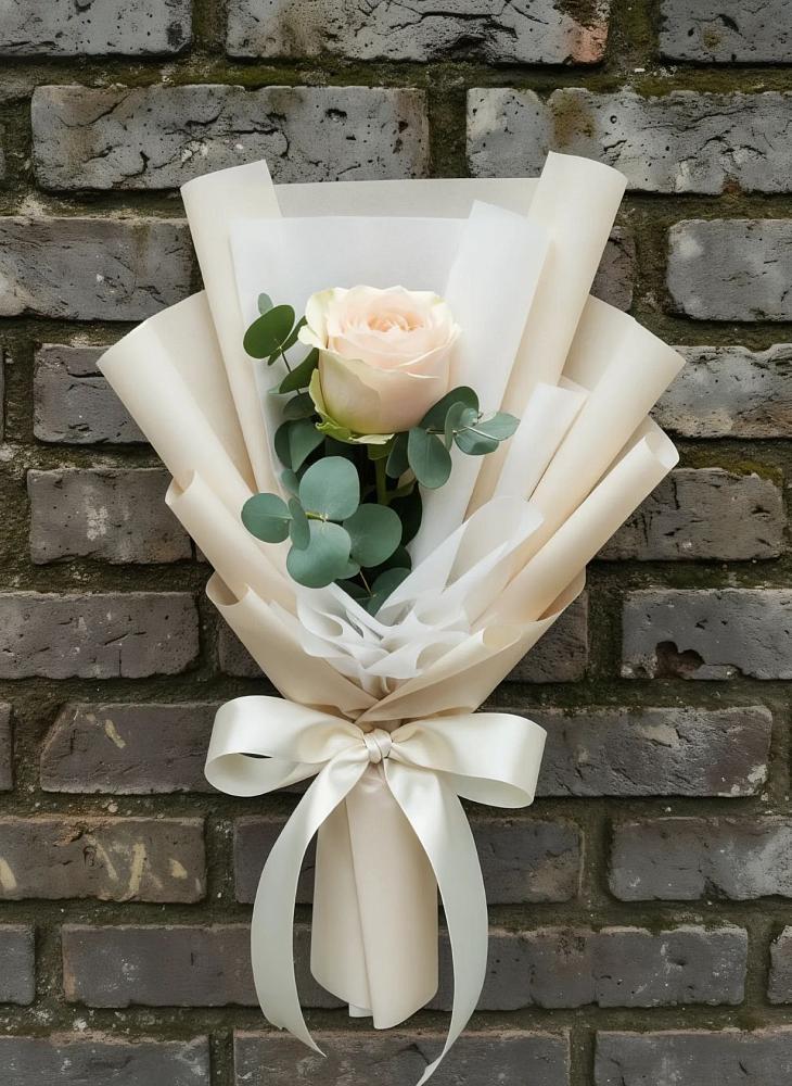 Букет цветов из: Розы в Солнечногорске-7