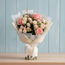 Букет цветов из:  Розы в Солнечногорске-7