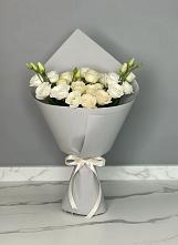 Букет цветов из:  Розы и Лизиантусы в Солнечногорске-7